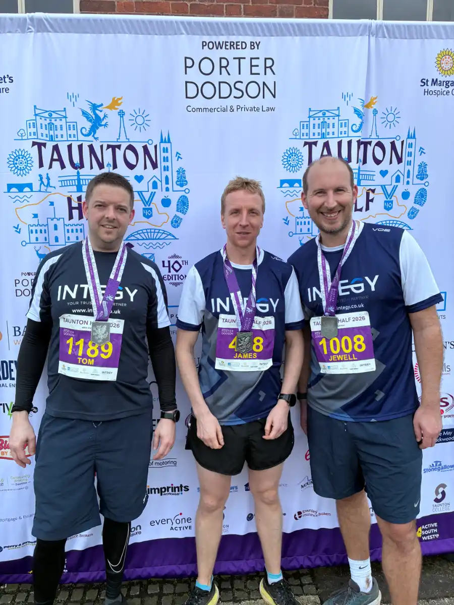 INTEGY team with medals